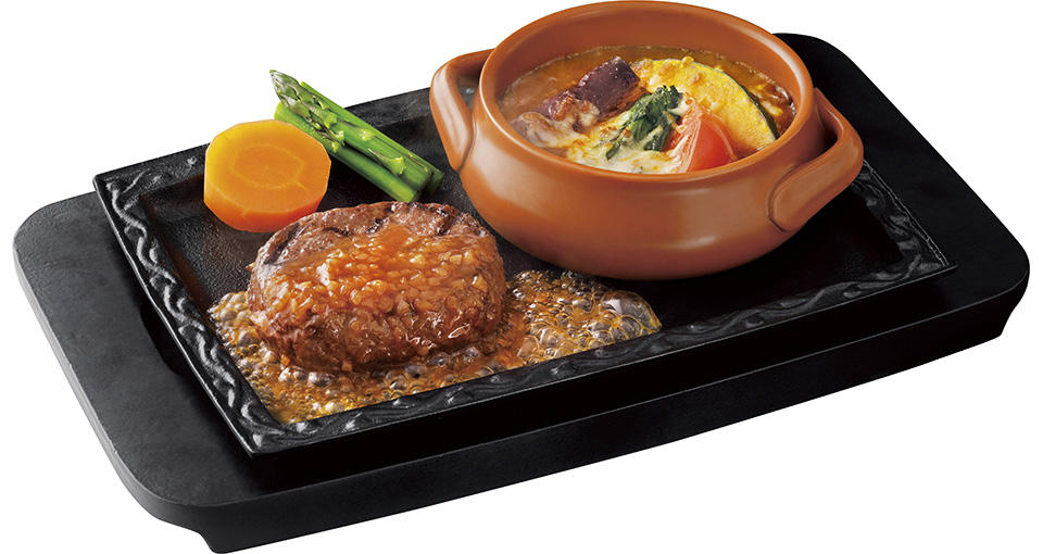 写真:ハンバーグと焼き野菜カレー(ソースなし)