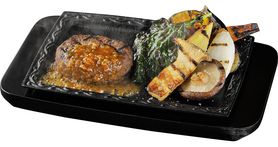 写真：ハンバーグと炭焼き野菜（ソースなし）