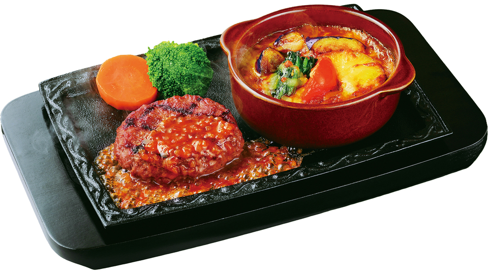 ハンバーグと焼き野菜カレー｜炭焼きレストランさわやか